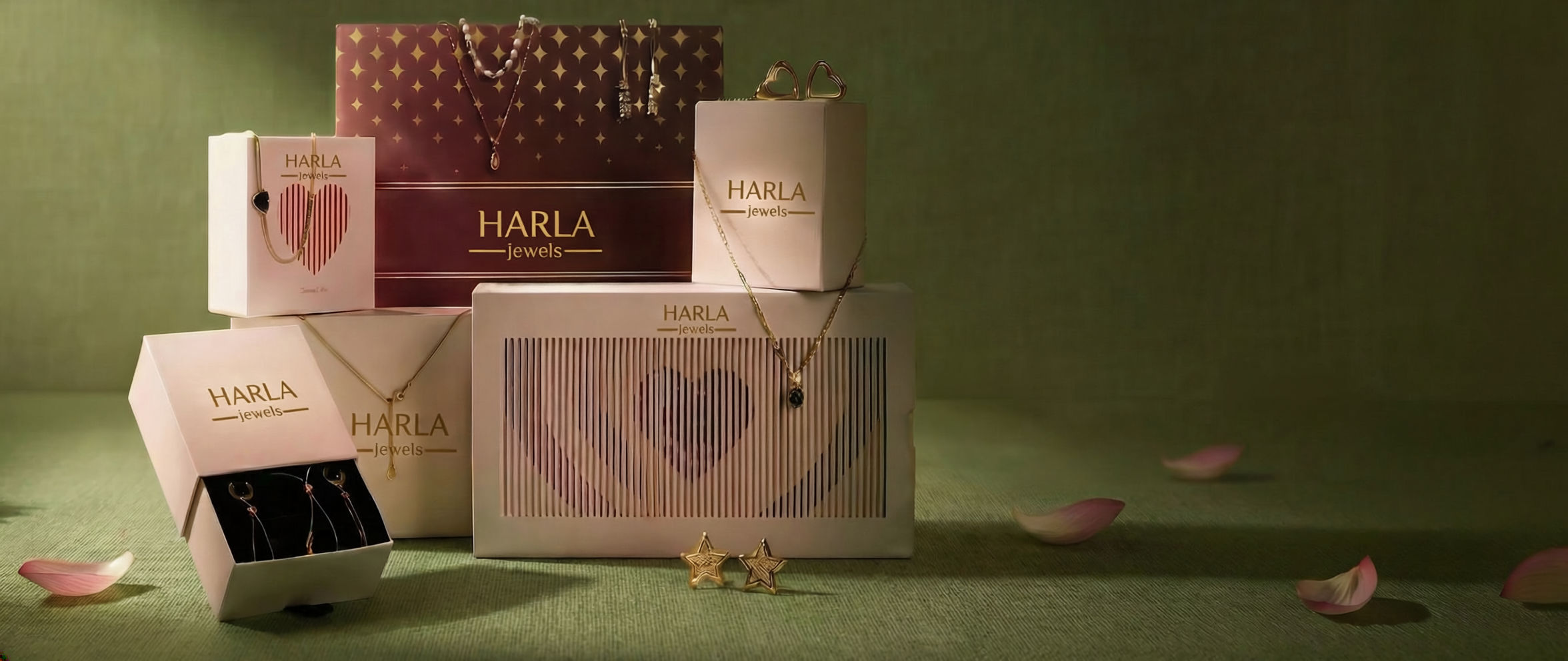 harla's Banner - Bracelets