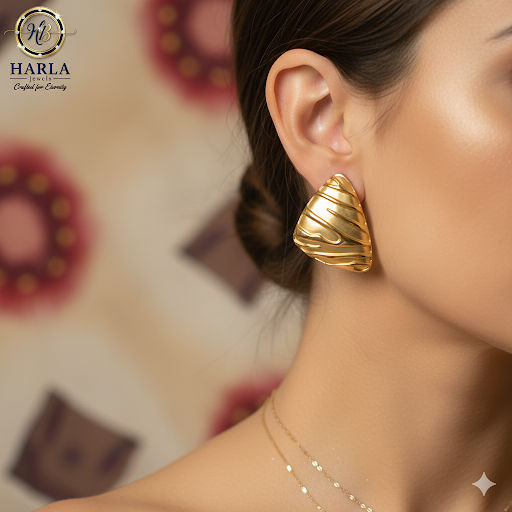 Aurora swirl studs