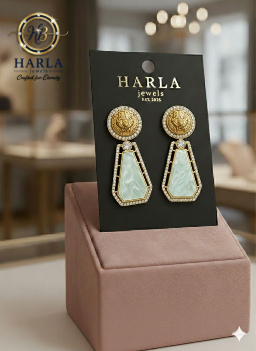 Lion majestry drop earring