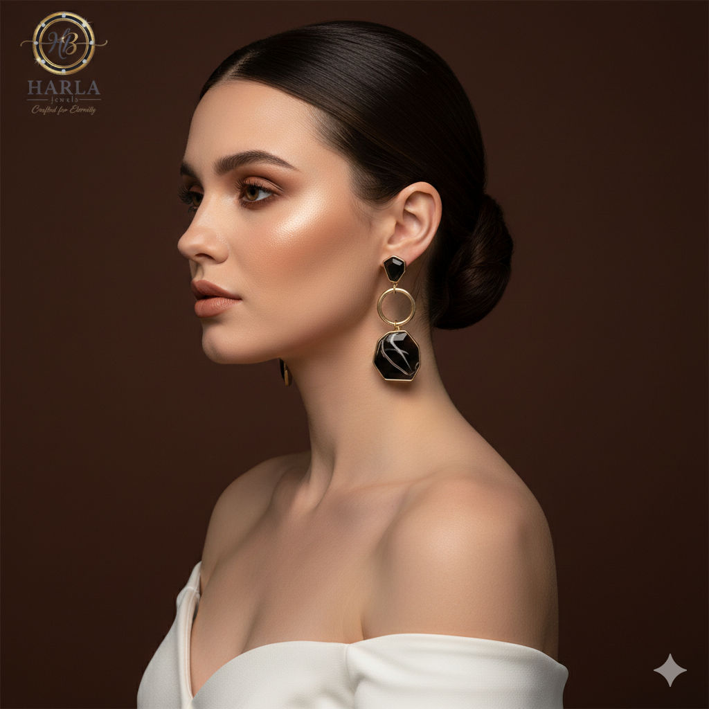 Petal pivot gold earring