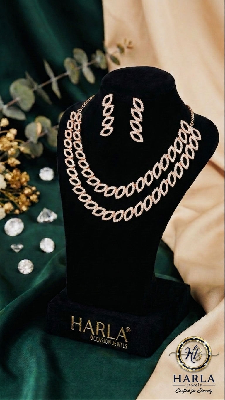 Élanora Double-Luxe Necklace